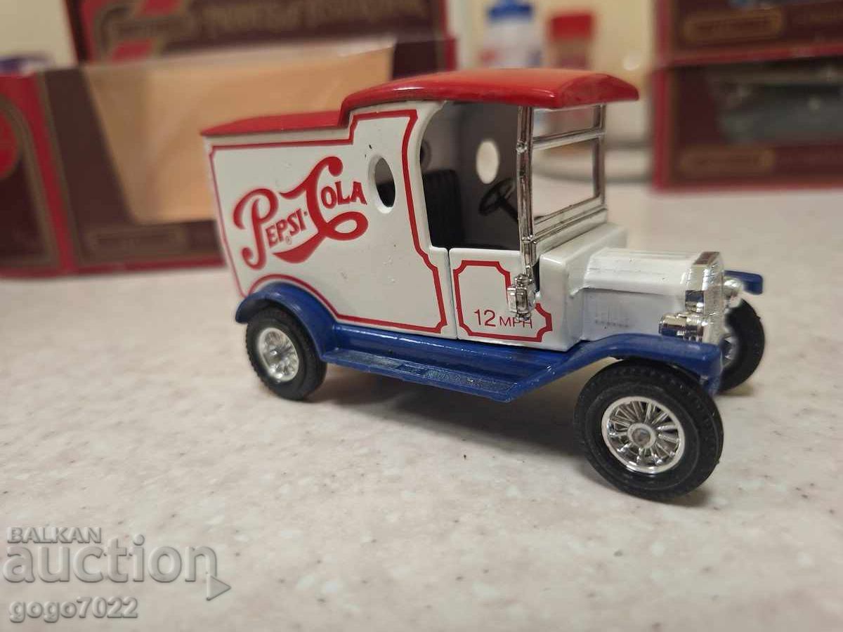Delivery of MATCHBOX MODELS YESTERYEAR ENGLAND