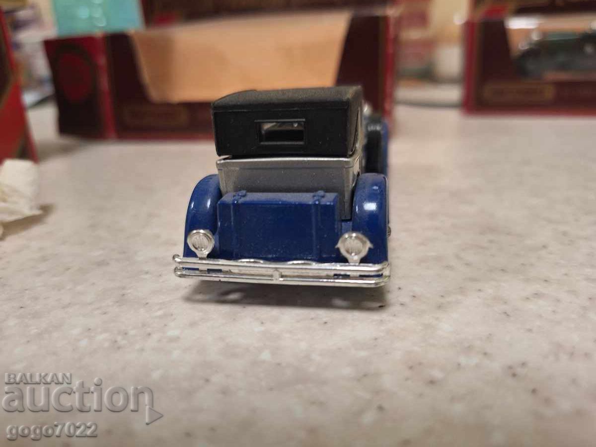 MODELE MATCHBOX YESTERYEAR ANGLIA - 5