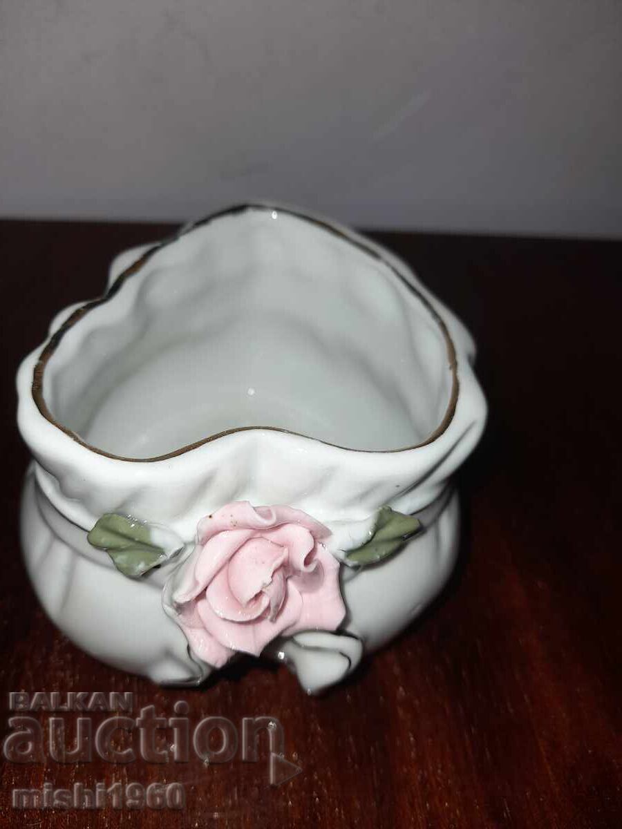 Porcelain jewelry box/candy dish with price € 3.00 | 5.87 BGN