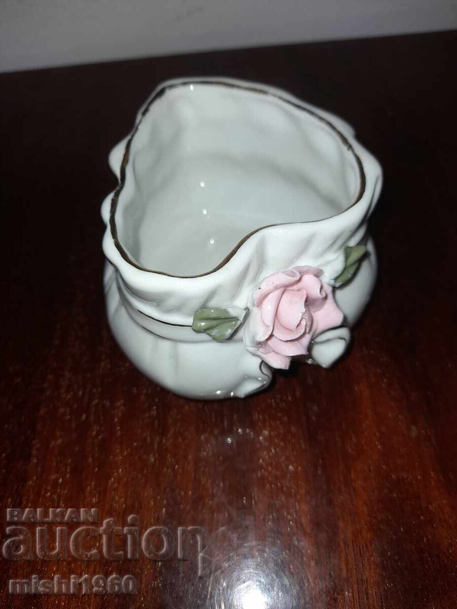 Porcelain jewelry box/candy dish