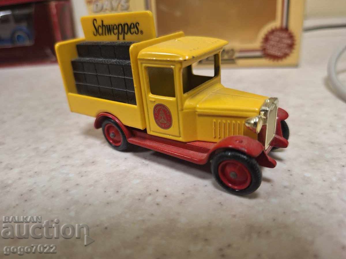 Delivery of LLEDO ENGLAND Model Car