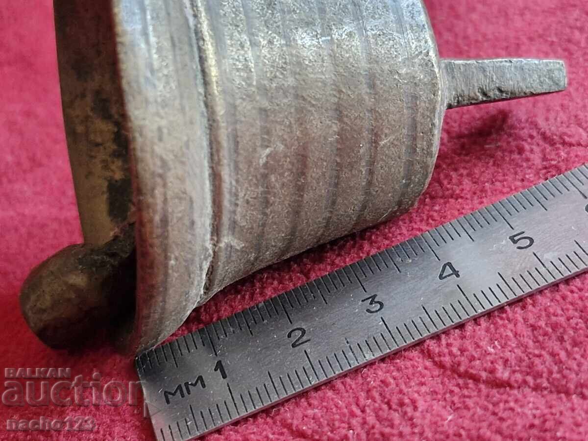 Clopot vechi din bronz cu preț € 8.00 | 15.65 BGN