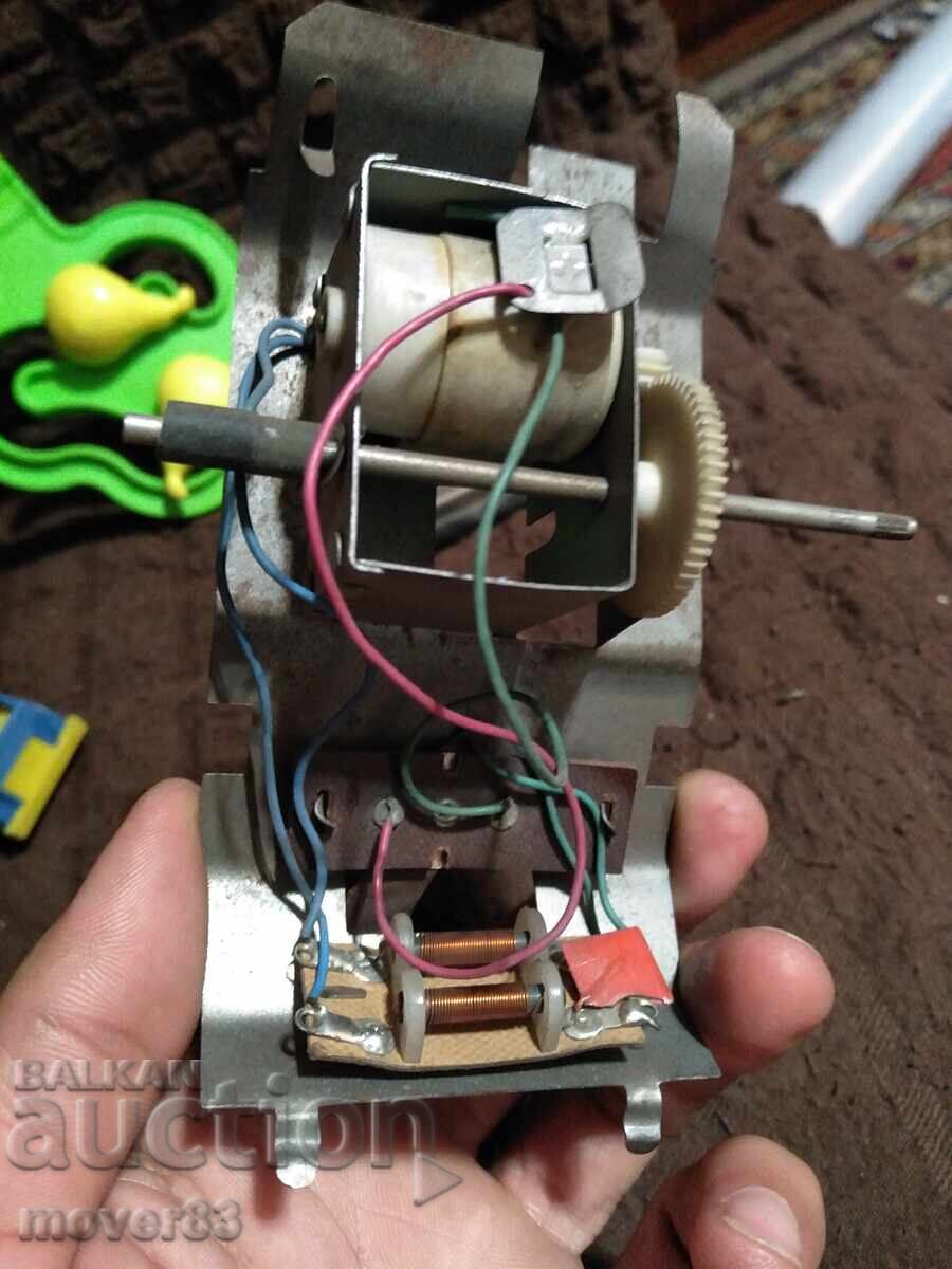 Old toys and parts. Lot - 5