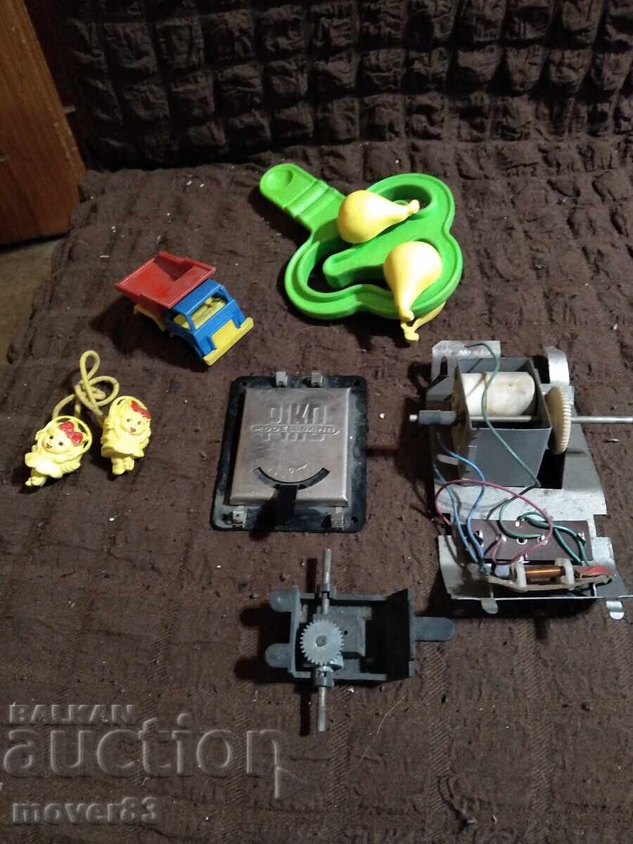 Old toys and parts. Lot