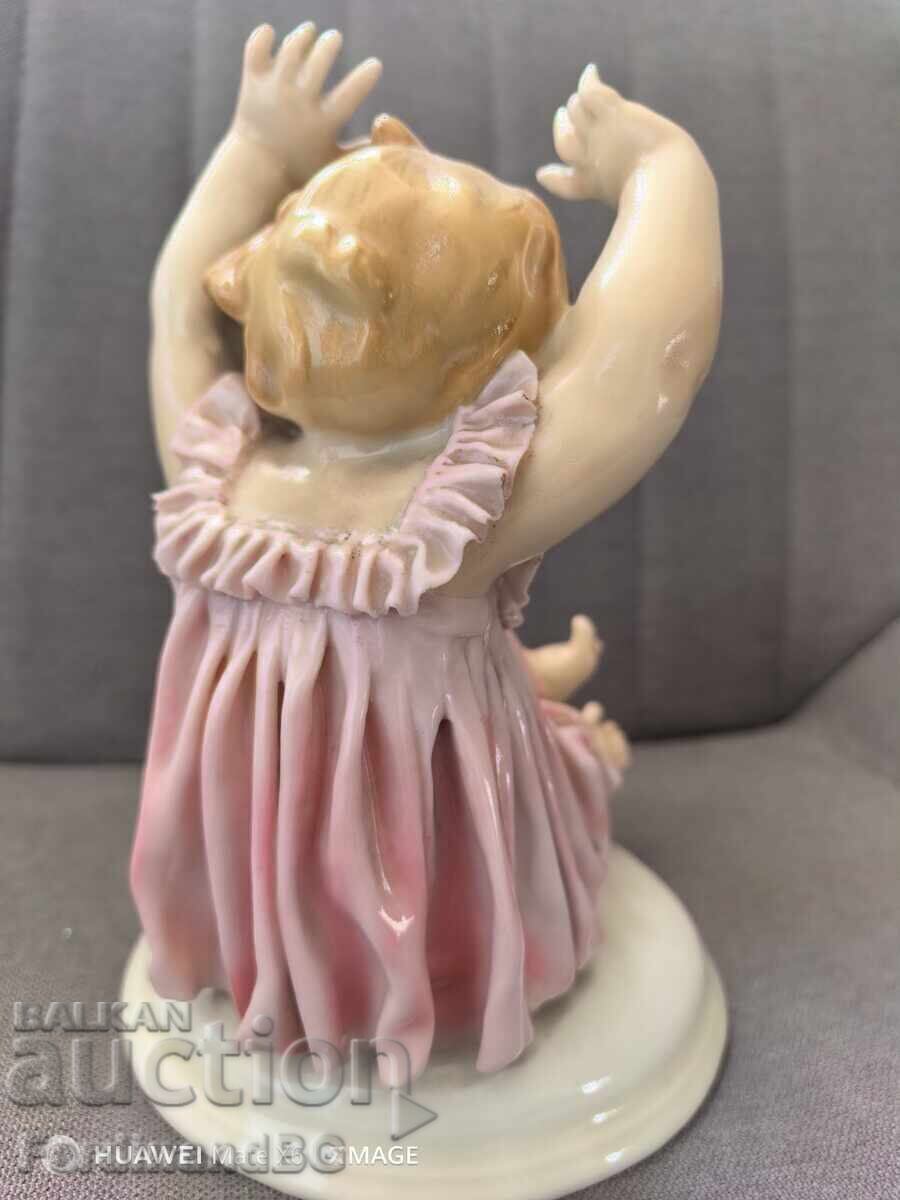Licitație Figurină de porțelan