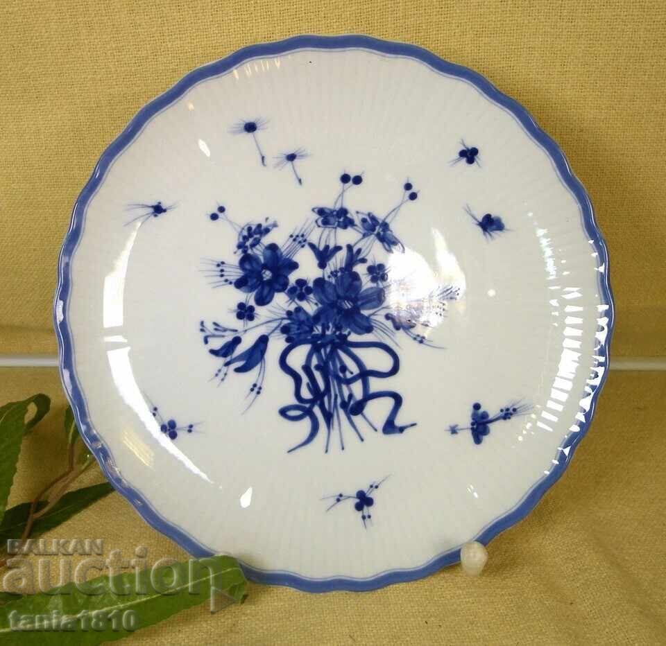 Чиния Tirschenreuth, серия Salzburg Blau (Залцбург в синьо).