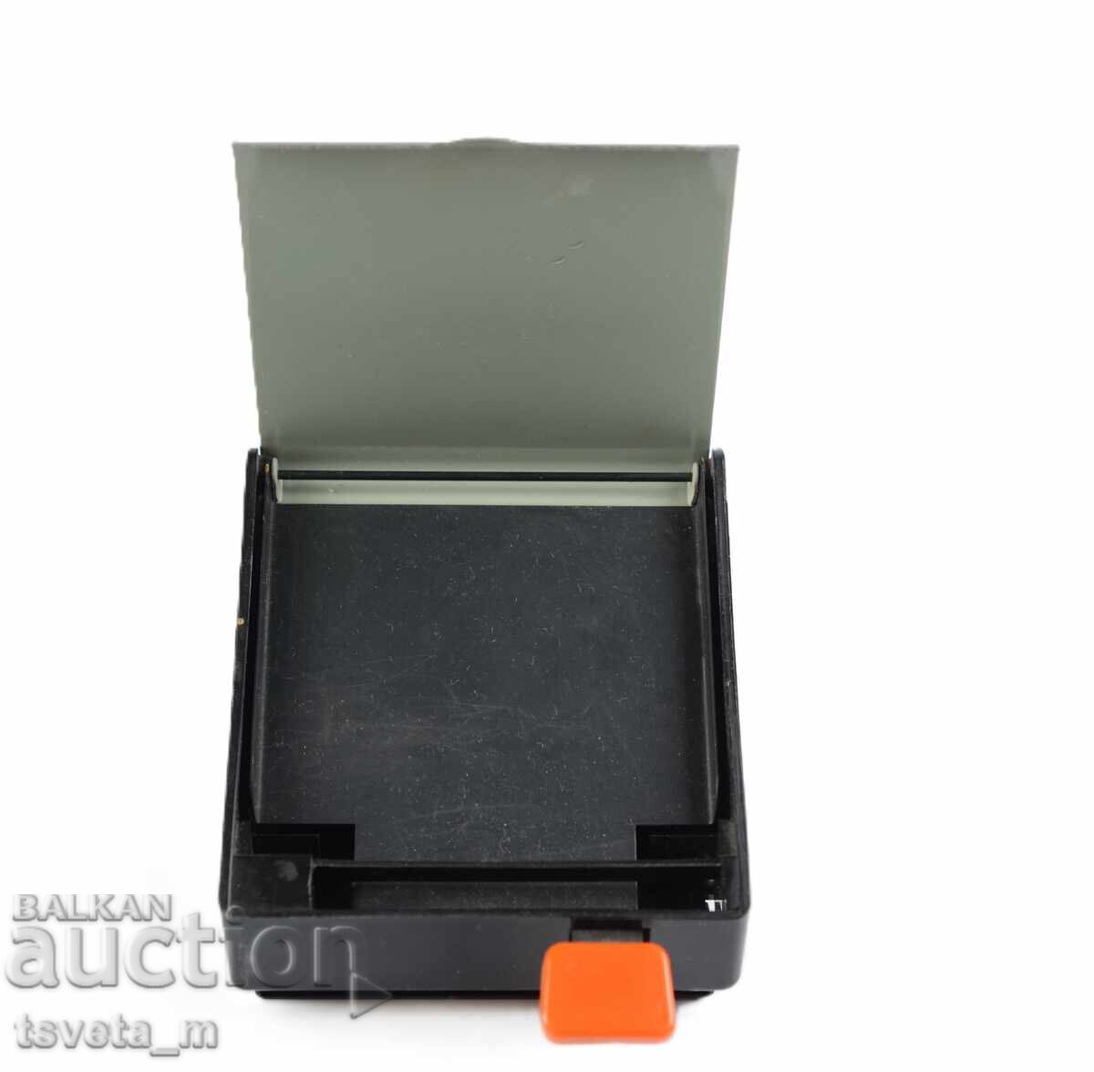 Tabacheră de masă URSS Leningrad cu preț € 15.00 | 29.34 BGN