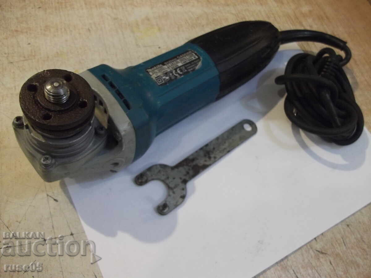 Доставка на Ъглошлайф "Makita - GA5030R" работещ