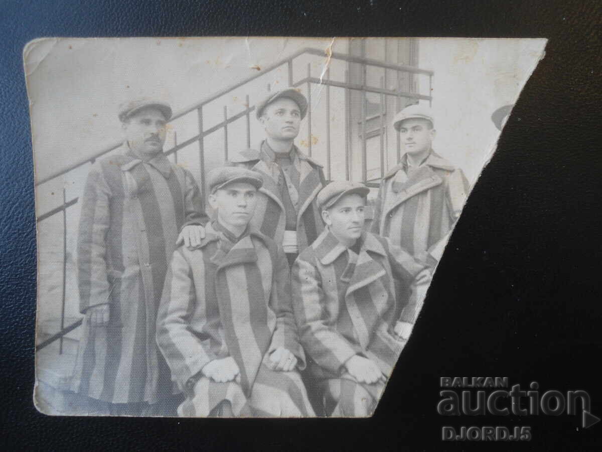 Fotografie veche, 2.II.1934, Plevna, Amintire din închisoare