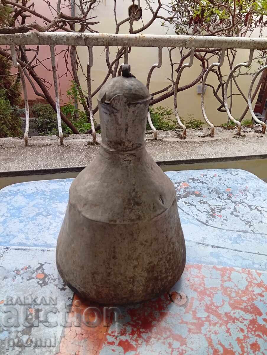 Livrarea Gium, ibric foarte vechi