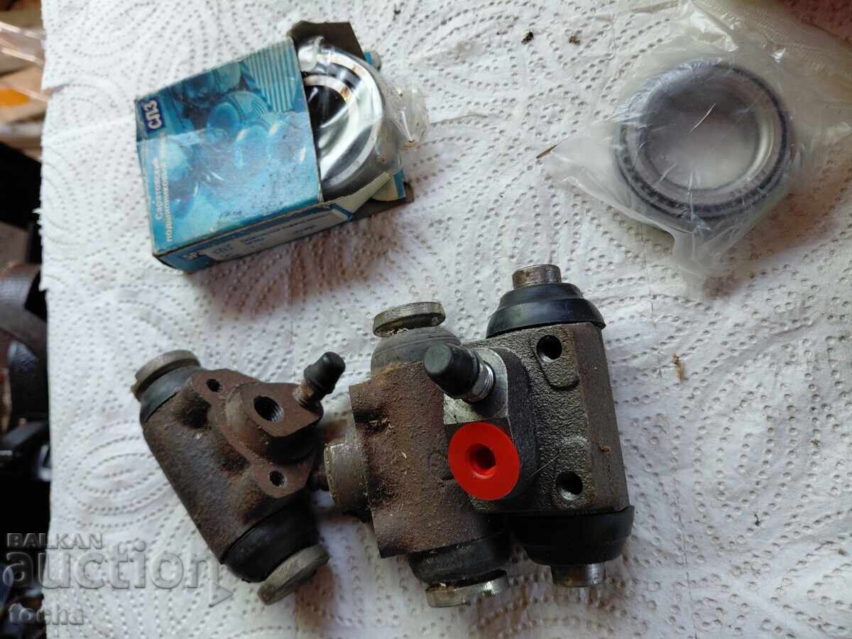 Lot ot 9 chasti, stari i novi, VAZ/Moskvich i dr. ruski με τιμή € 0.01 | 0.02 BGN