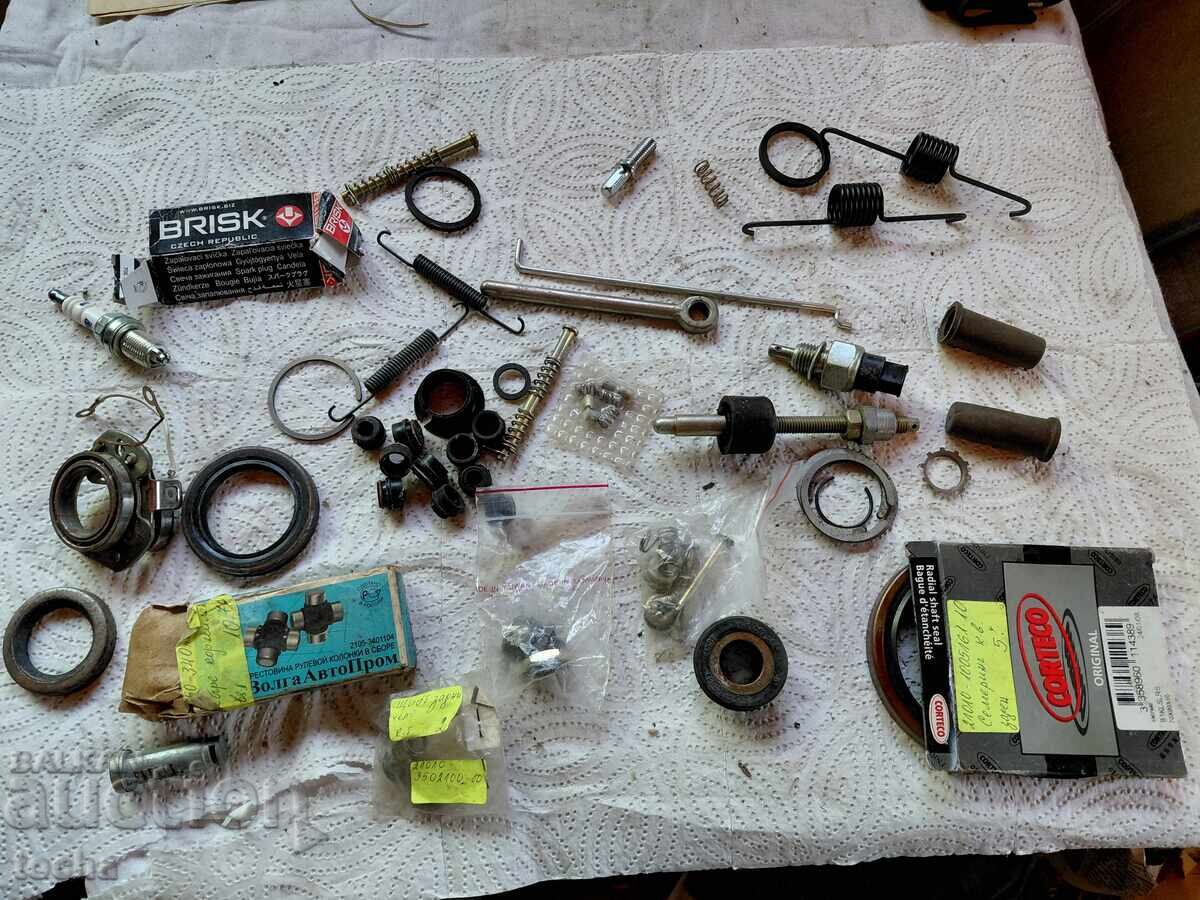 Lot 14, piese vechi și noi, VAZ/Moskvich și alte rusești