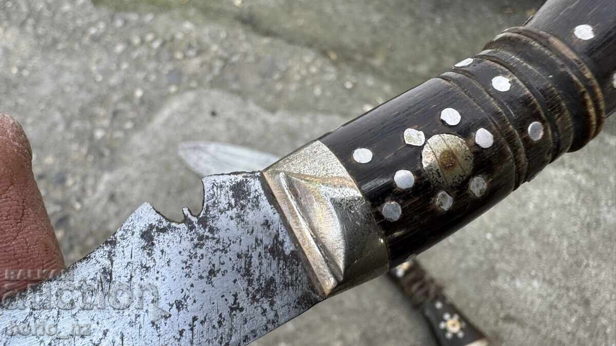 Cuțit Kukri nepalez vechi, bine păstrat, două bucăți, preț fix - 12