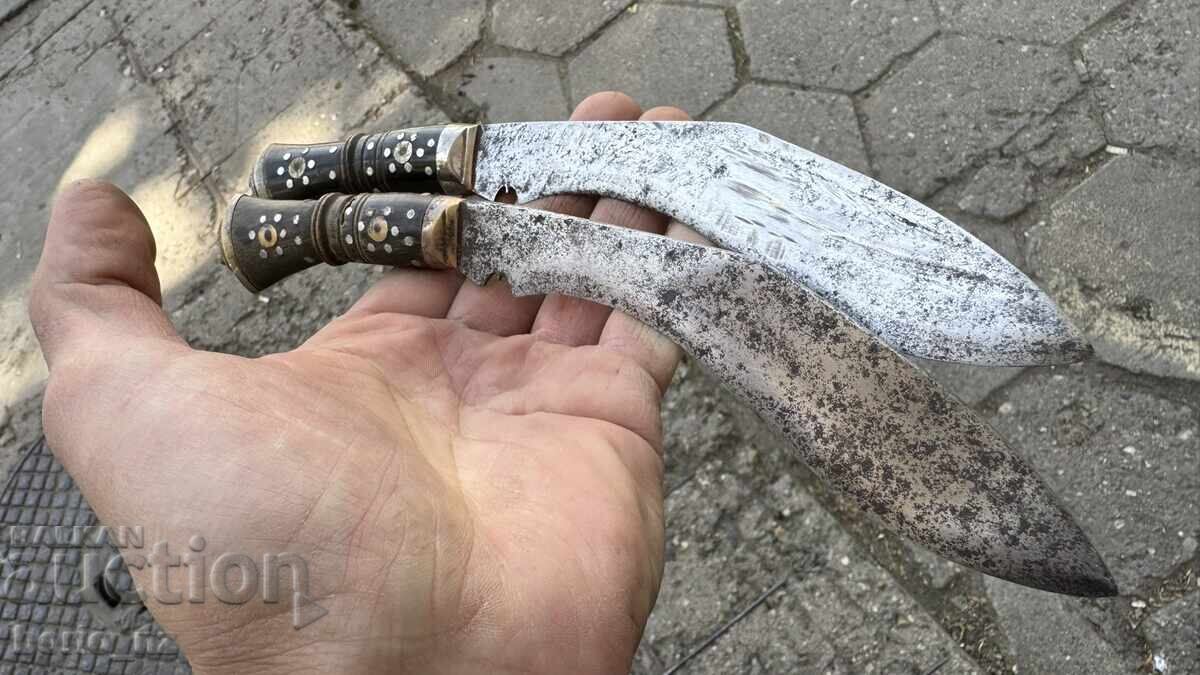Cuțit Kukri nepalez vechi, bine păstrat, două bucăți, preț fix - 8