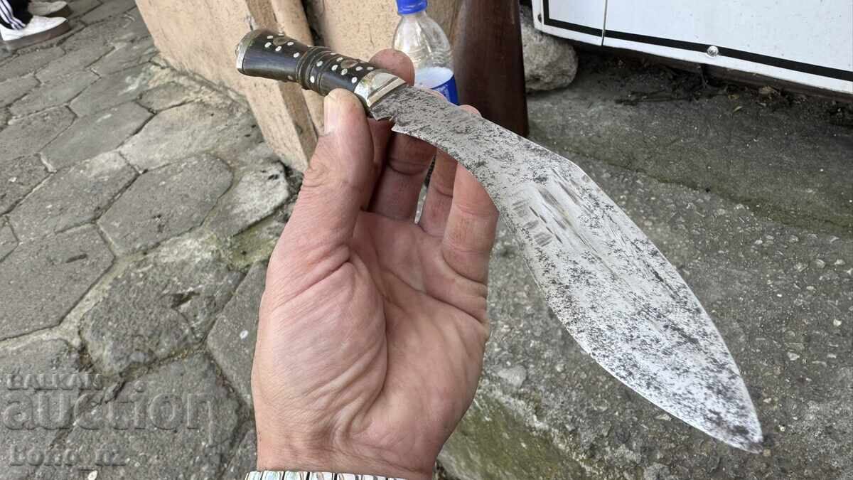 Cuțit Kukri nepalez vechi, bine păstrat, două bucăți, preț fix - 10