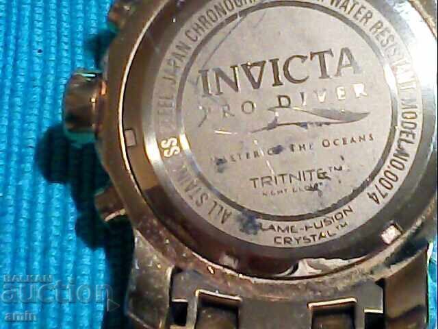 Παράδοση Όμορφο ρολόι Invicta 4 ωρών, λειτουργεί άψογα