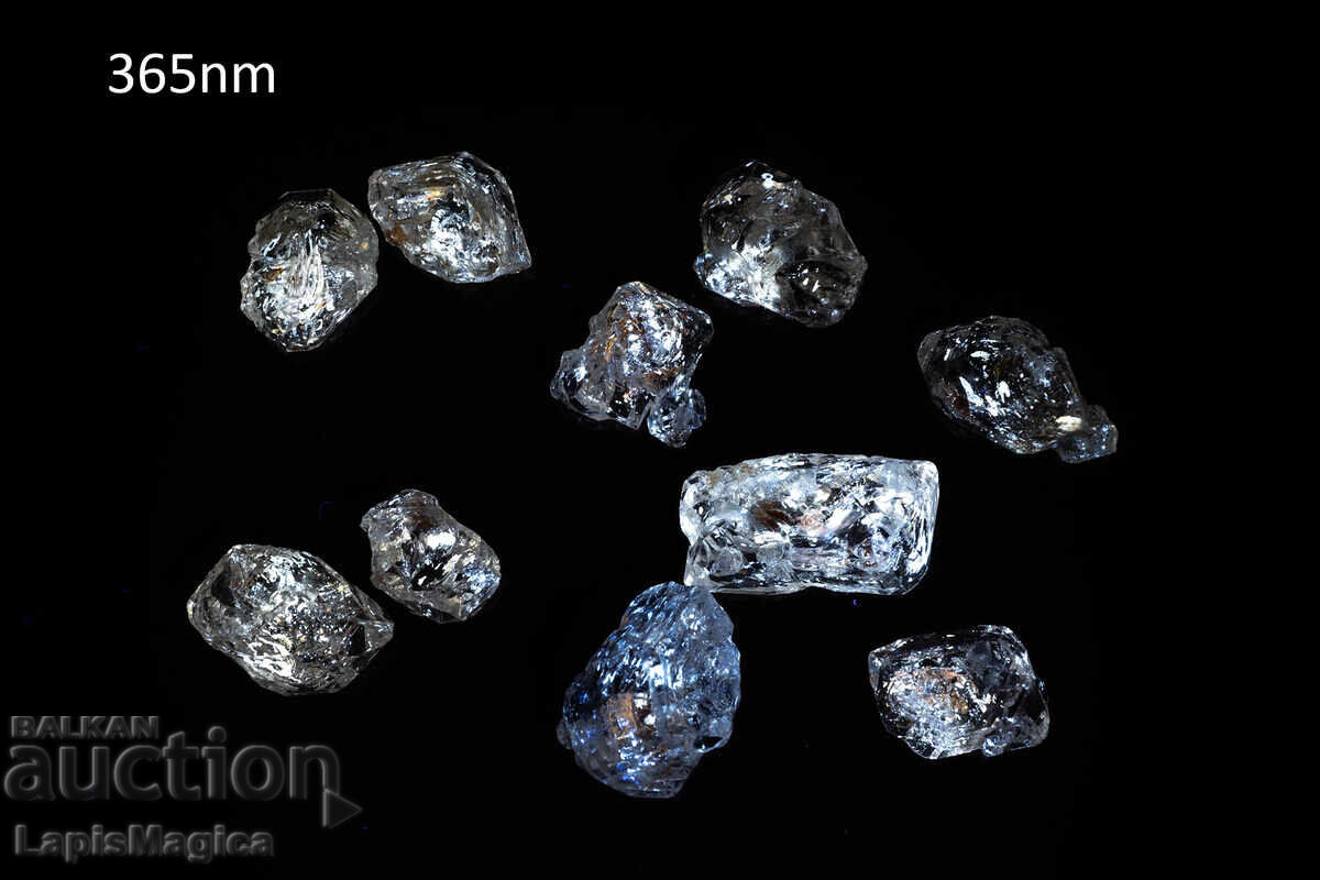 Παρτίδα 10 τεμ. κρύσταλλοι πετρελαϊκού χαλαζία 28.6ct φθορίζοντες