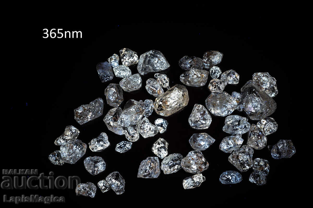 Παρτίδα 50 τεμάχια κρύσταλλοι χαλαζία πετρελαίου 96ct φθορίζοντες