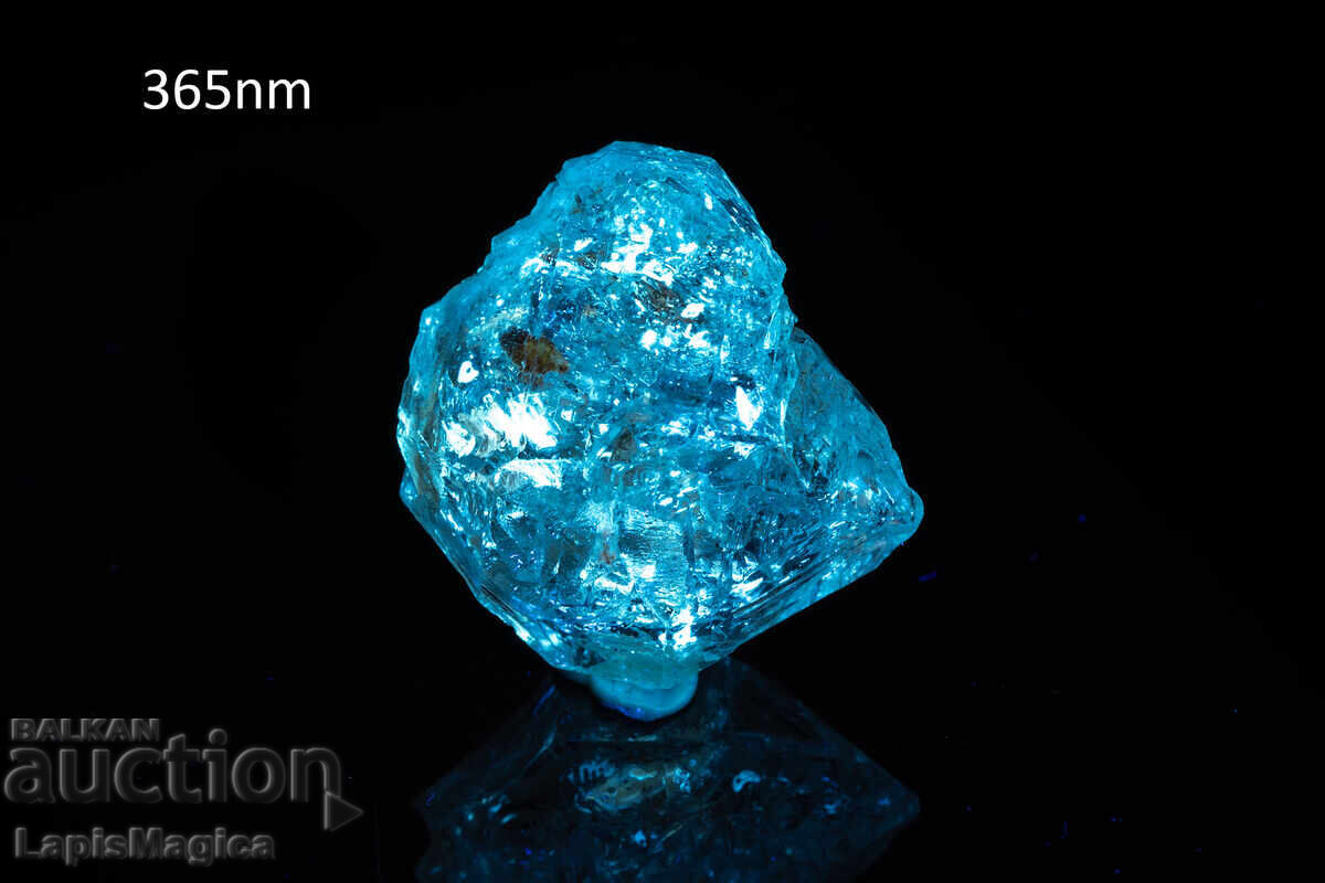 Κρύσταλλο χαλαζία πετρελαίου 29.8ct φθορίζον