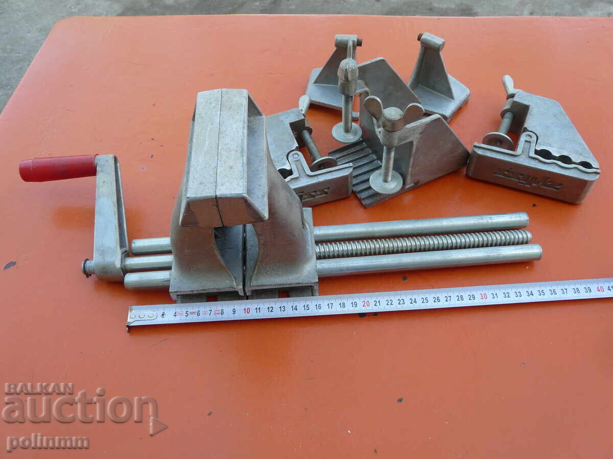 Menghină de tâmplărie din aluminiu