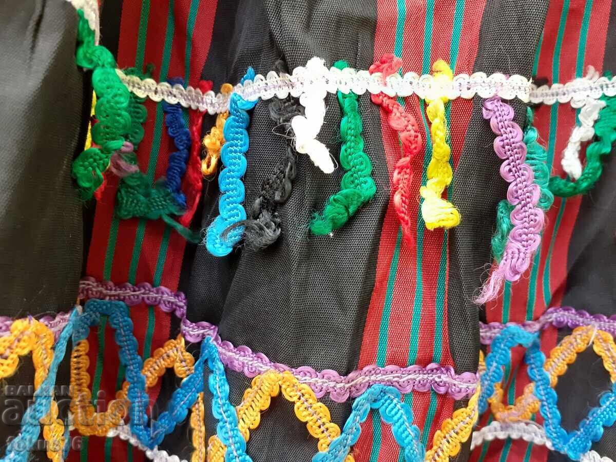 Υπέροχη λεπτή καλοκαιρινή ποδιά παραδοσιακή με κεντήματα - 5