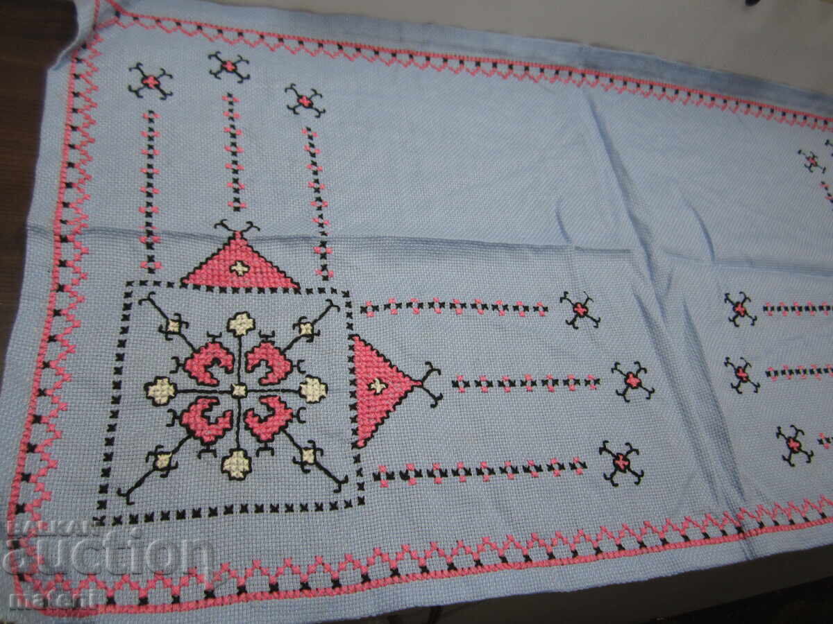 VECHE FAȚĂ DE MASĂ CU BRODERIE MANUALĂ (ȘEVIȚĂ)