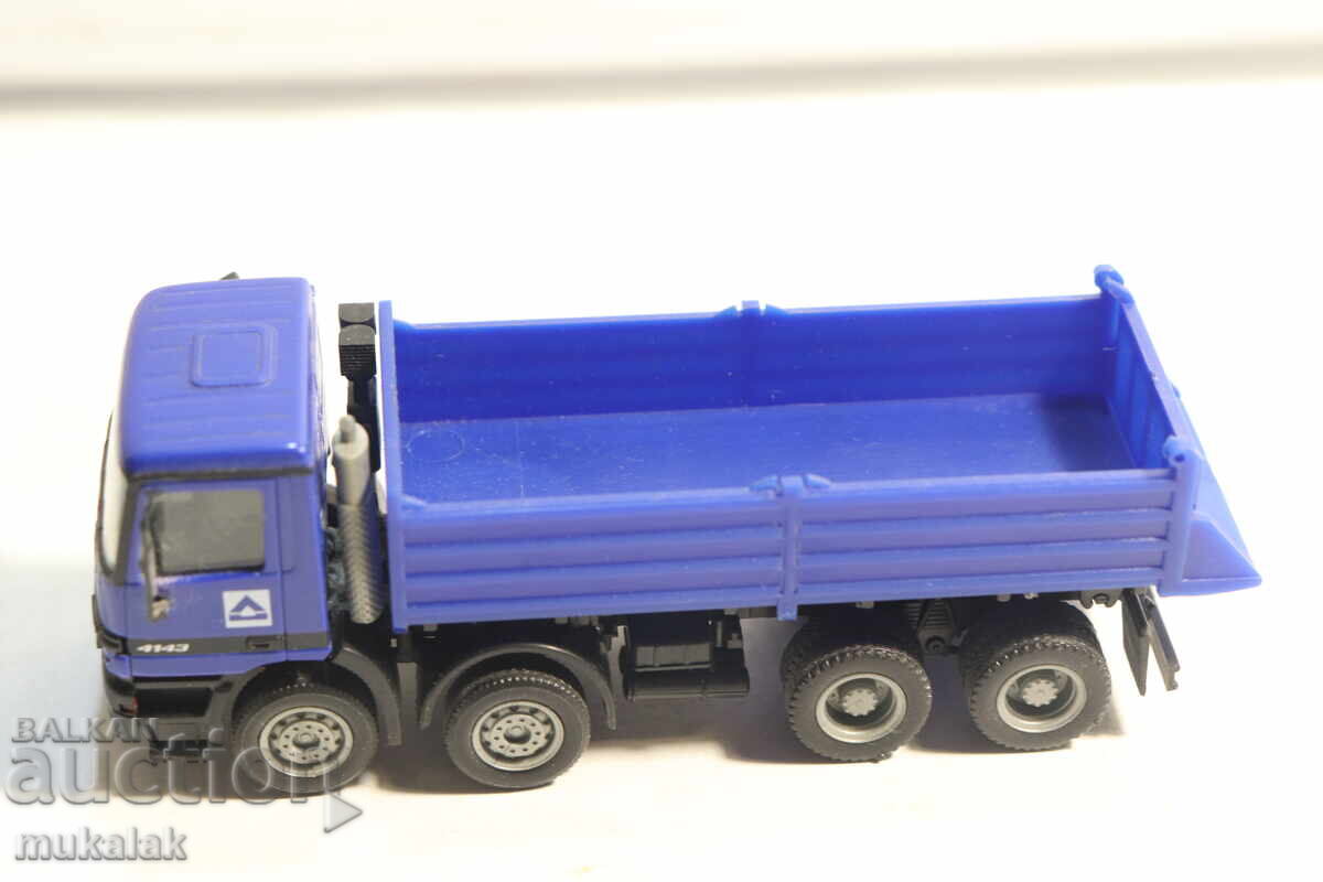 HERPA H0 1/87 MERCEDES ACTROS CAMION BASCULANTĂ MODEL cu preț € 24.00 | 46.94 BGN