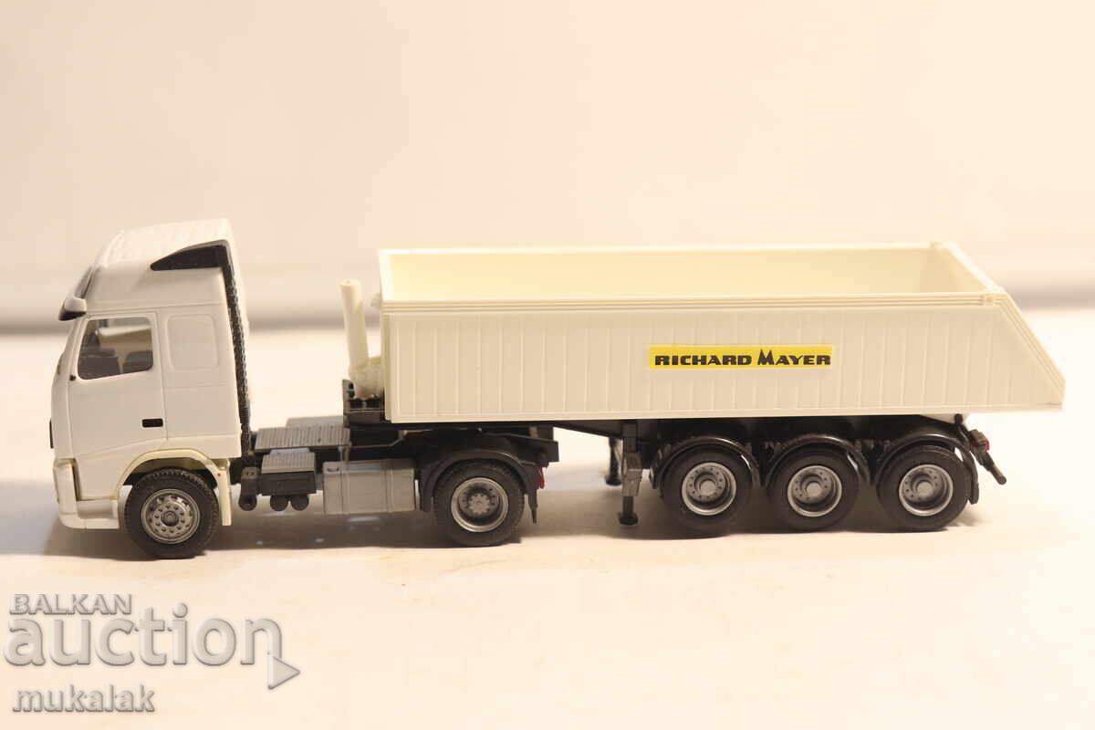HERPA H0 1/87 VOLVO AUTOBASTULANTĂ SEMIREMORCĂ MODEL CAMION