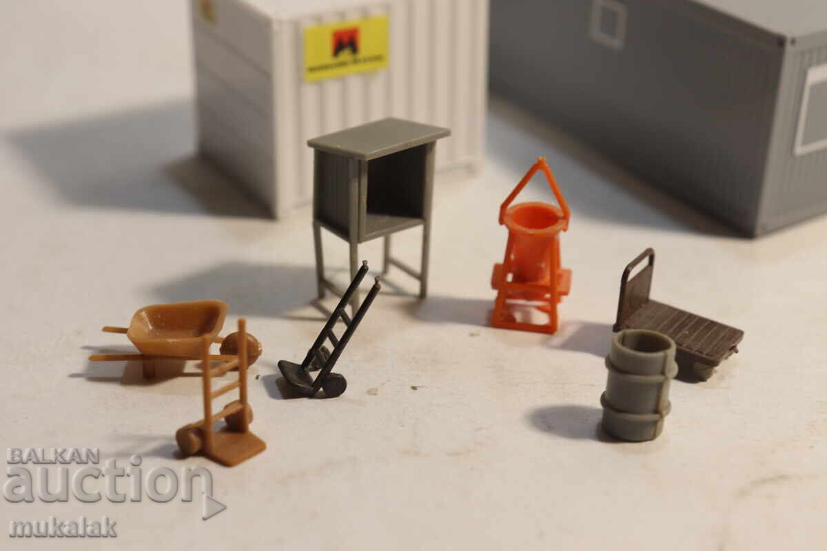 HERPA H0 1/87 VAN CONTAINER ACCESSORIES CAR MODEL LOT - 7