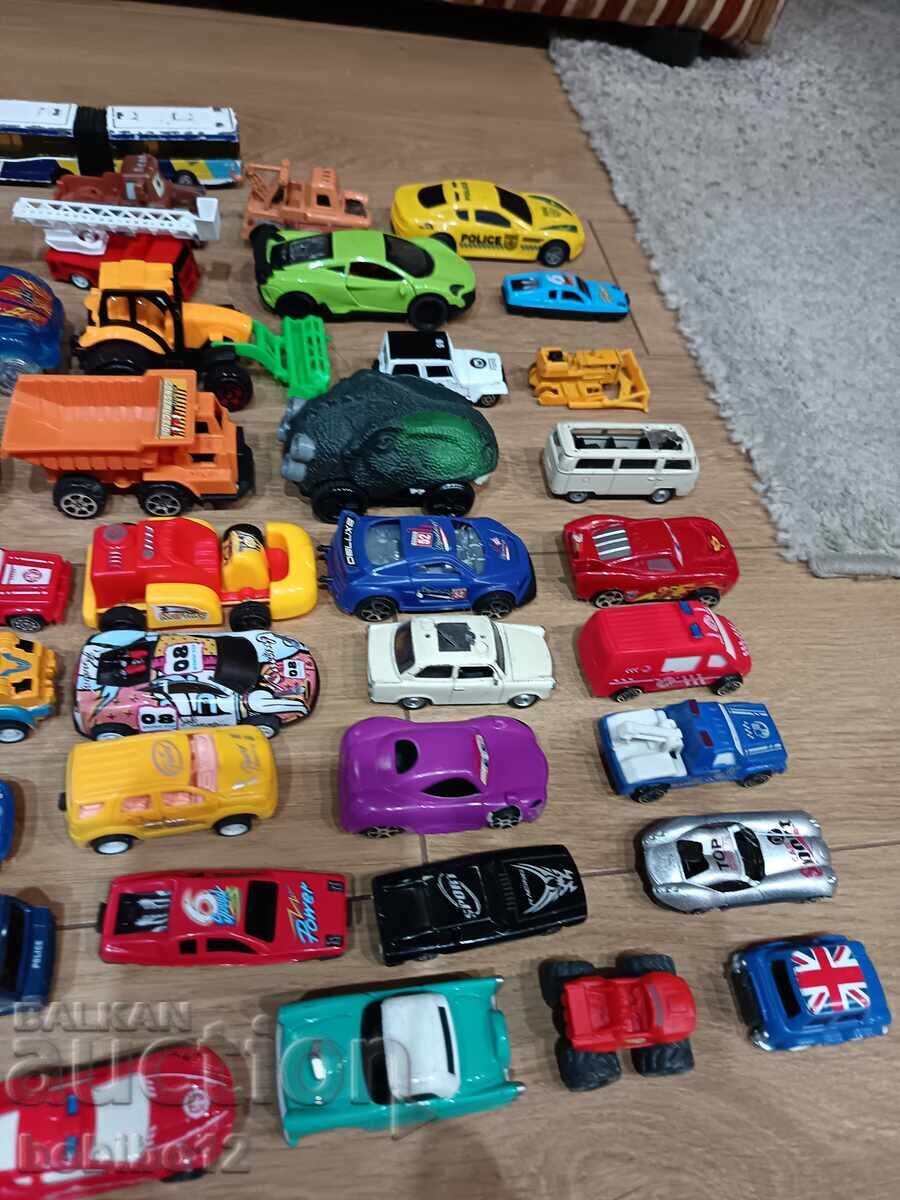 Lot de mașinuțe din plastic și metal - 5