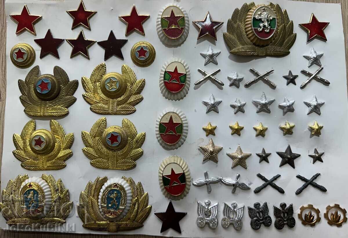 LOT KOKARDI, MONOGRAMI, PETOLŬCHKI, ZVEZDI — 54 broya με τιμή € 15.00 | 29.34 BGN
