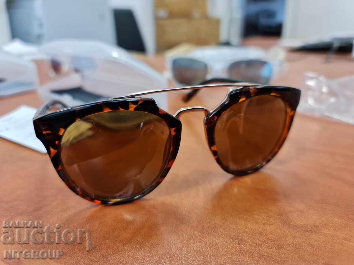Sunglasses with price € 30.00 | 58.68 BGN