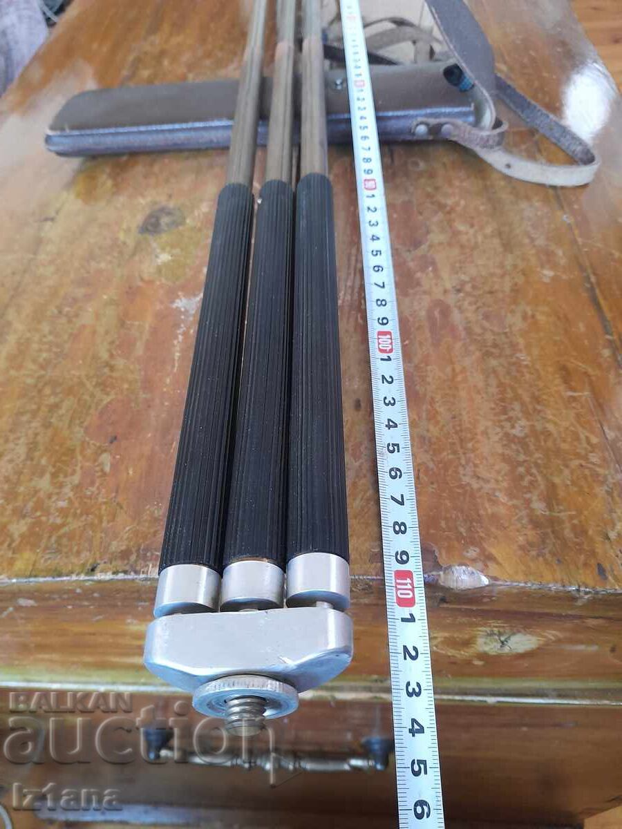 Old tripod, camera tripod - 6