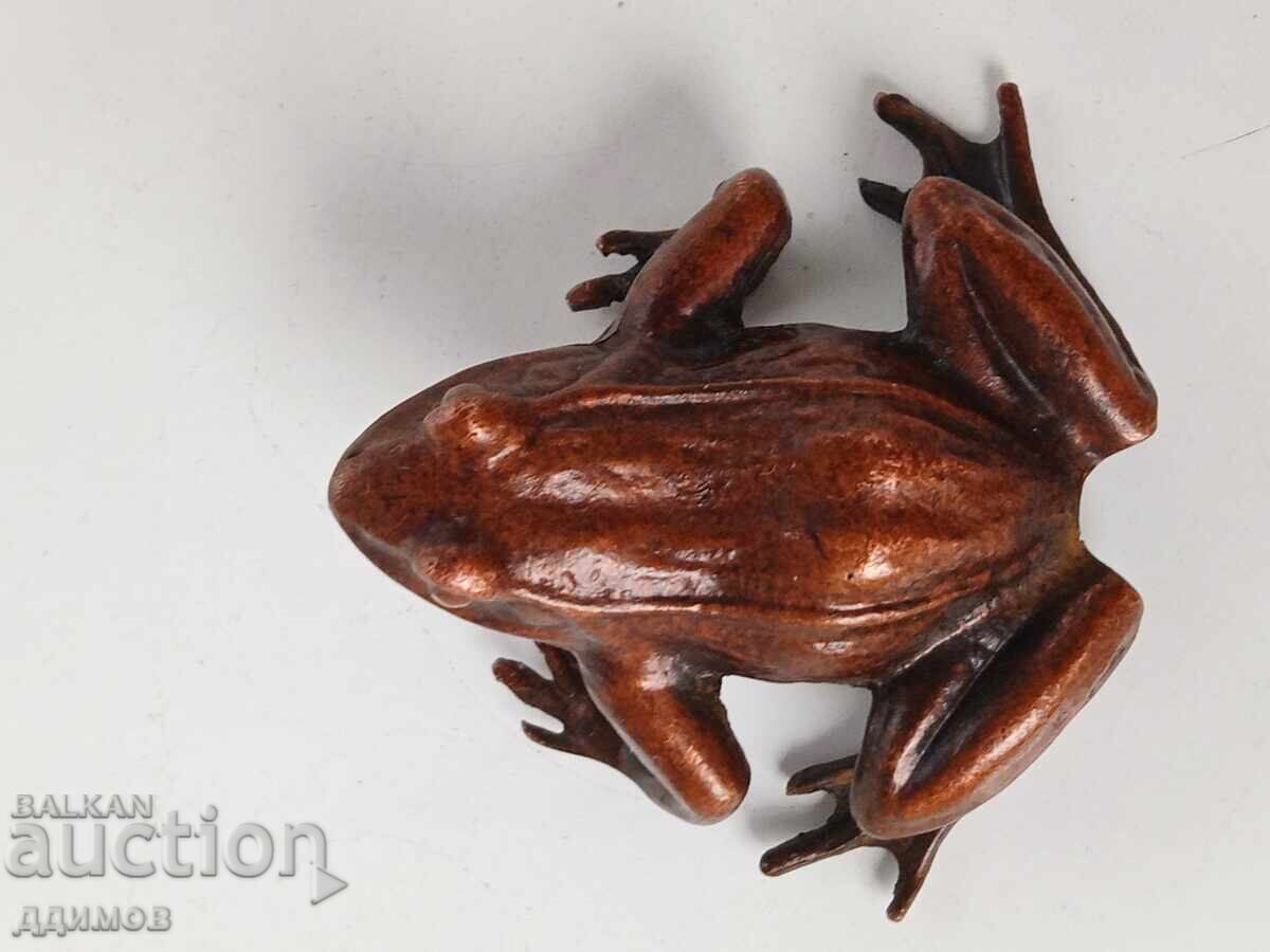 Toad with price € 10.00 | 19.56 BGN