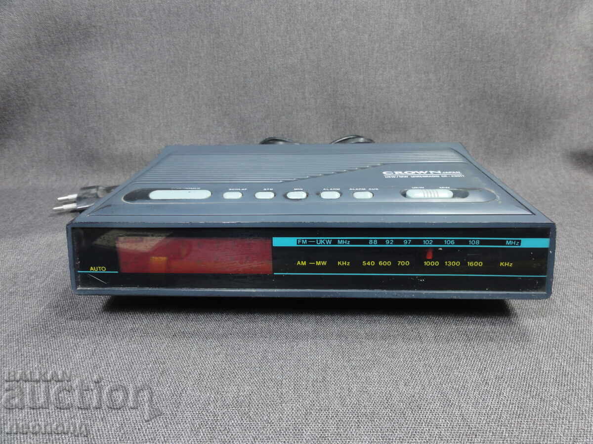 BZC STAR RETRO ΕΠΙΤΡΑΠΕΖΙΟ ΡΑΔΙΟΦΩΝΟ ΤΡΑΝΖΙΣΤΟΡ ΜΕ LED ΡΟΛΟΪ CROWN
