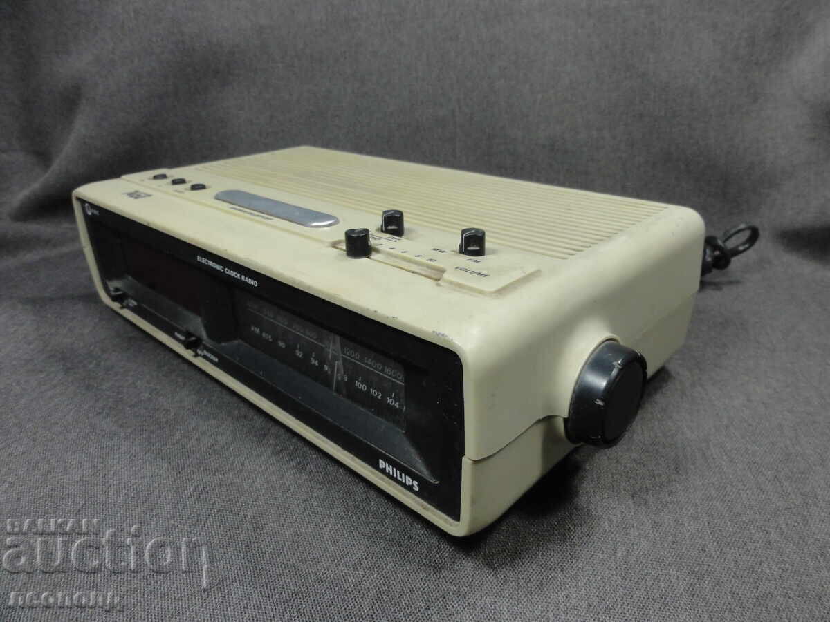 BZC STAR RETRO TABLETOP TRANSISTOR RADIO CLOCK PHILIPS with price € 2.50 | 4.89 BGN