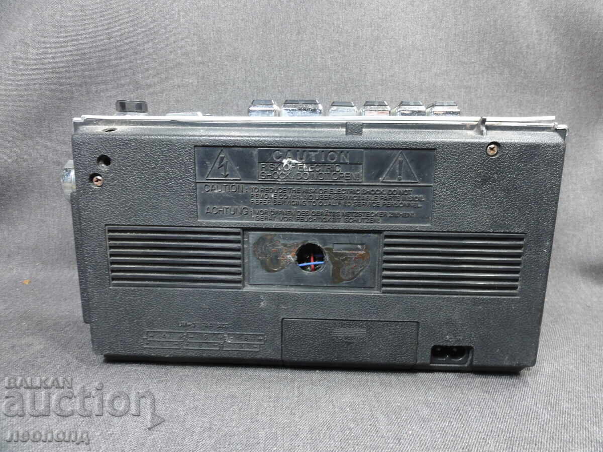 Παράδοση BZC STAR RETRO ΤΡΑΝΖΙΣΤΟΡ ΡΑΔΙΟΦΩΝΟ ΚΑΣΕΤΟΦΩΝΟ SILVER