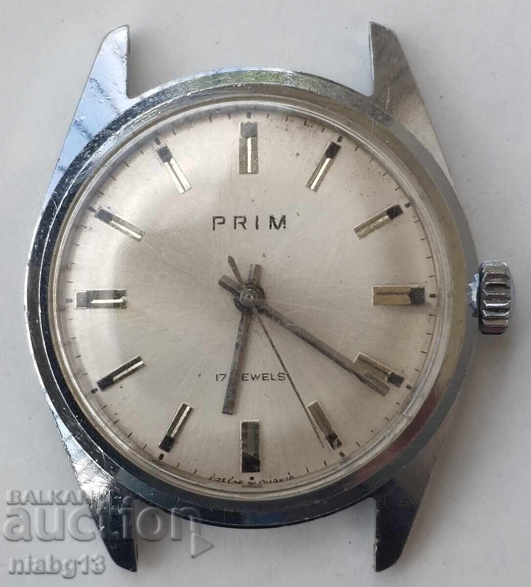 Nu pot traduce asta, pentru că nu este o reclamă