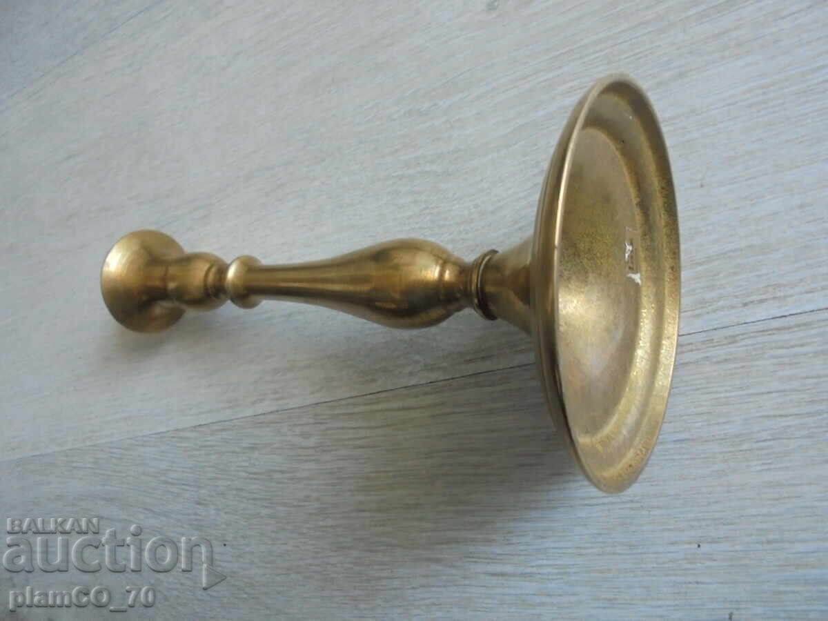 Delivery of No. 8585 Old brass candlestick – retro style