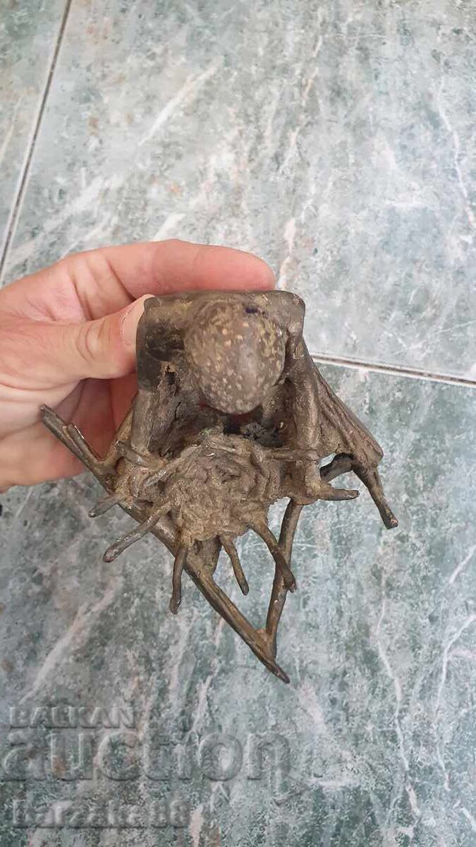Livrarea Statuetă veche din bronz africană
