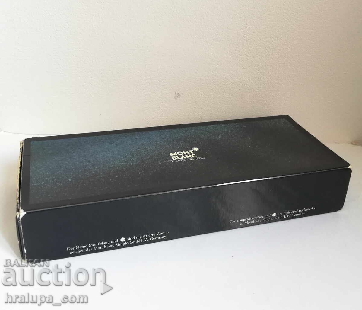 Cutie din carton Montblanc cu preț € 10.00 | 19.56 BGN