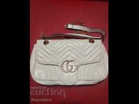 Дамска чанта