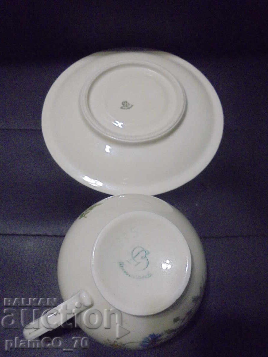 Livrarea Nr. 8586 Set elegant de porțelan vintage – ceașcă cu farfurioară