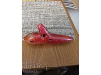 Ocarină veche din ceramică, instrument de suflat antic