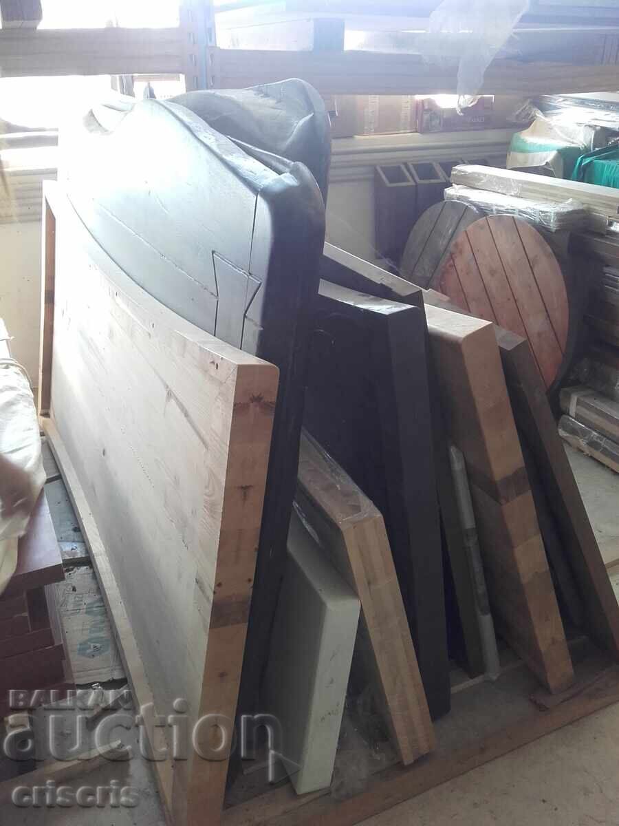 Μοντέρνα τραπεζαρία με επιφάνεια από μασίφ ξύλο με τιμή € 100.00 | 195.58 BGN