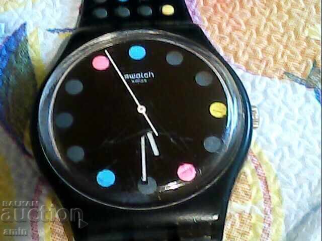 красив 4асовник swatch nова батри работи первектно