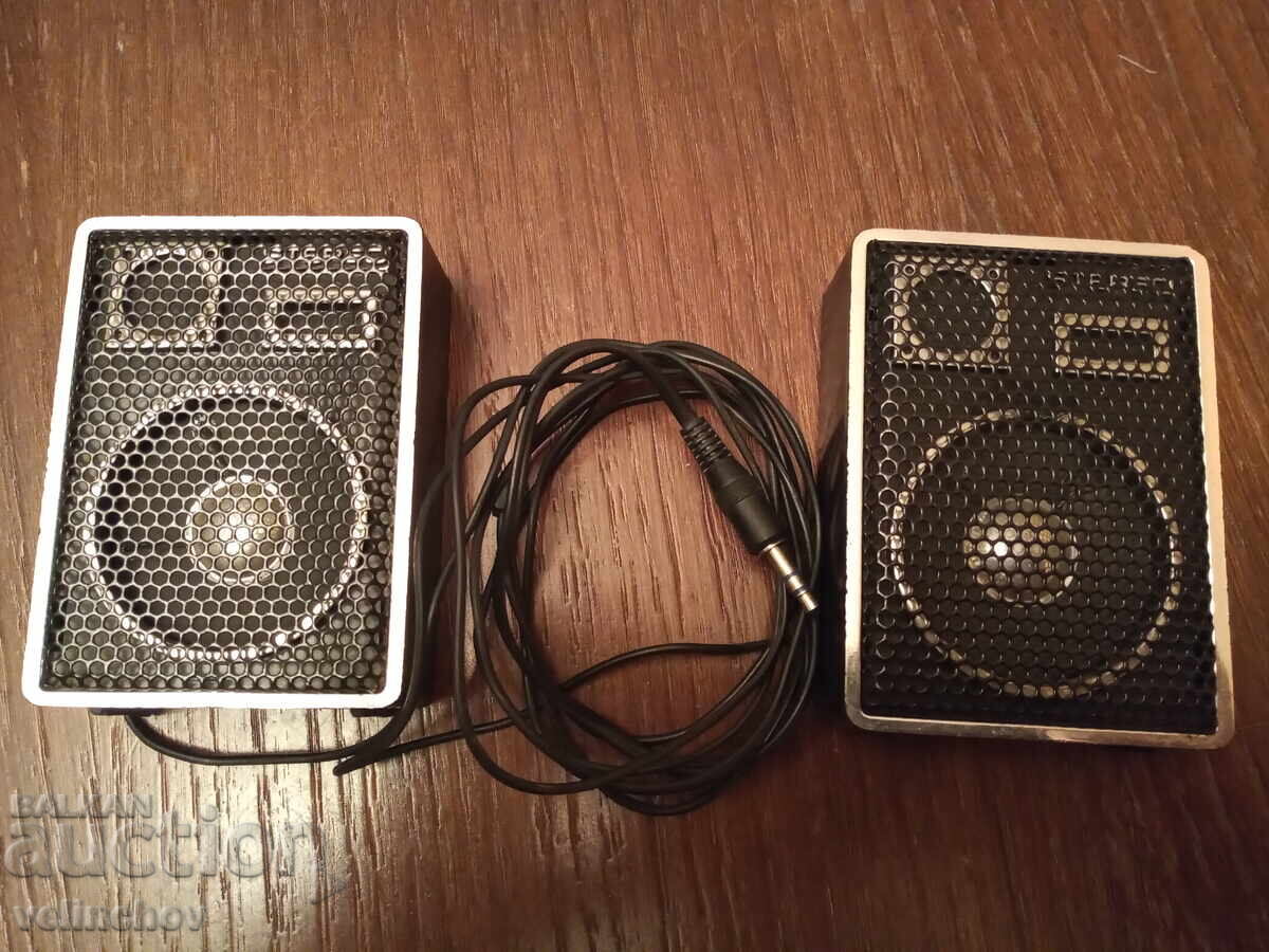 Stereo speakers for GSM, pocket player, Walkman, etc