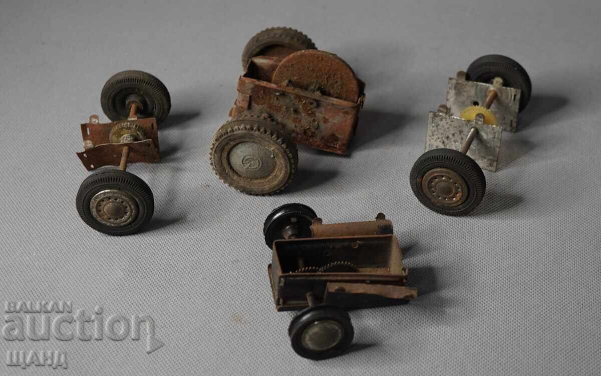 Lot jucării vechi din metal pentru piese, mecanisme de mașină, camion