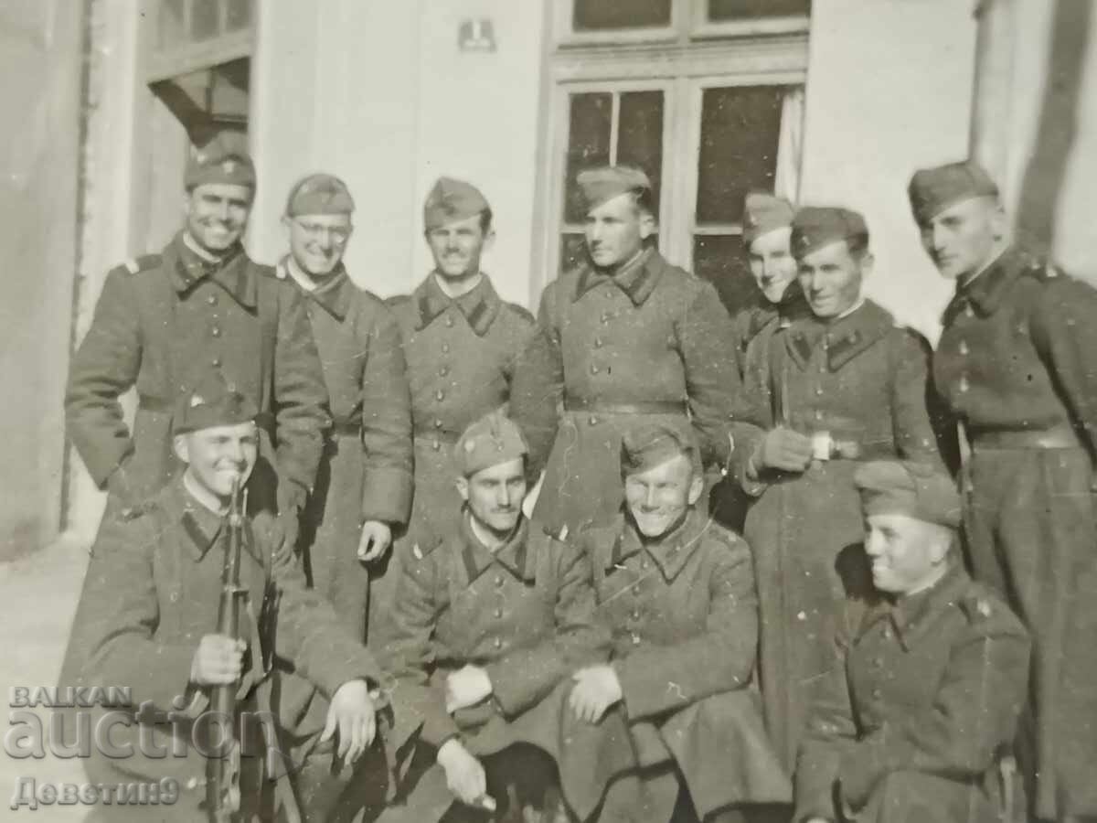 Licitație Militari în Niš 1942