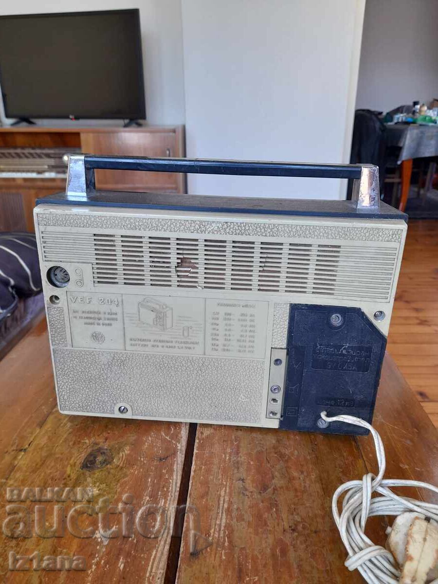 Livrarea Radio vechi VEF, VEF 204